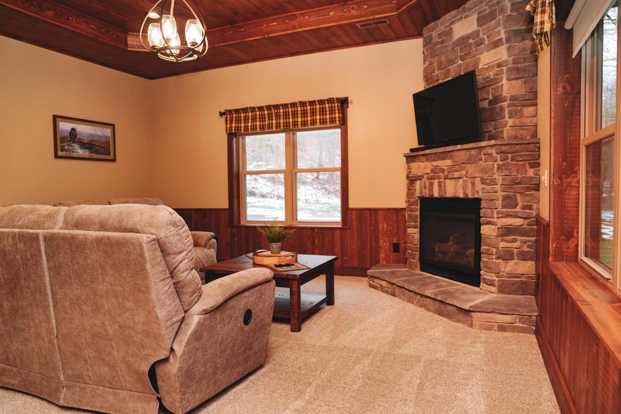 Sojourner'S Lodge & Log Cabin Suites Dundee Экстерьер фото