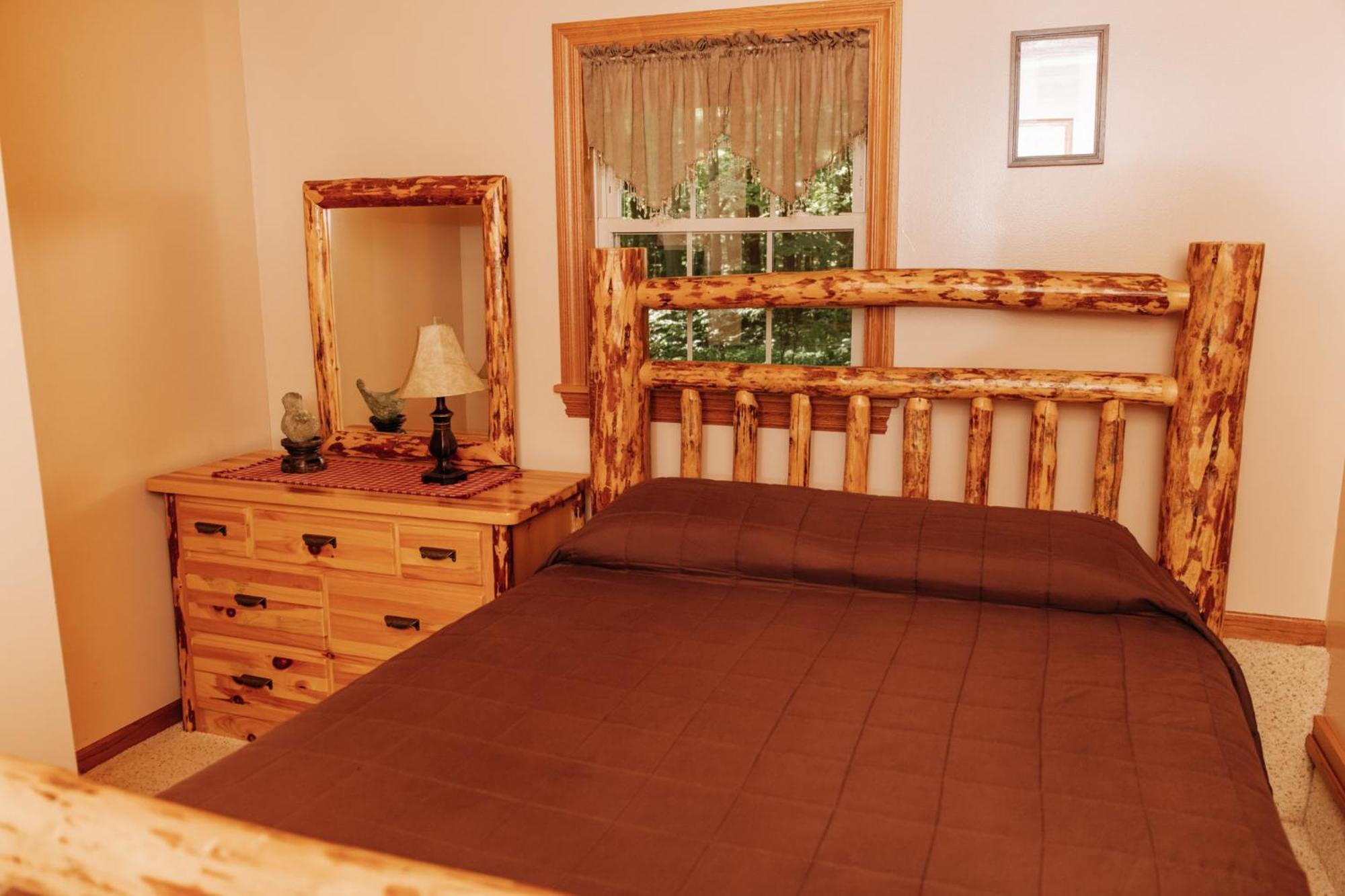 Sojourner'S Lodge & Log Cabin Suites Dundee Экстерьер фото