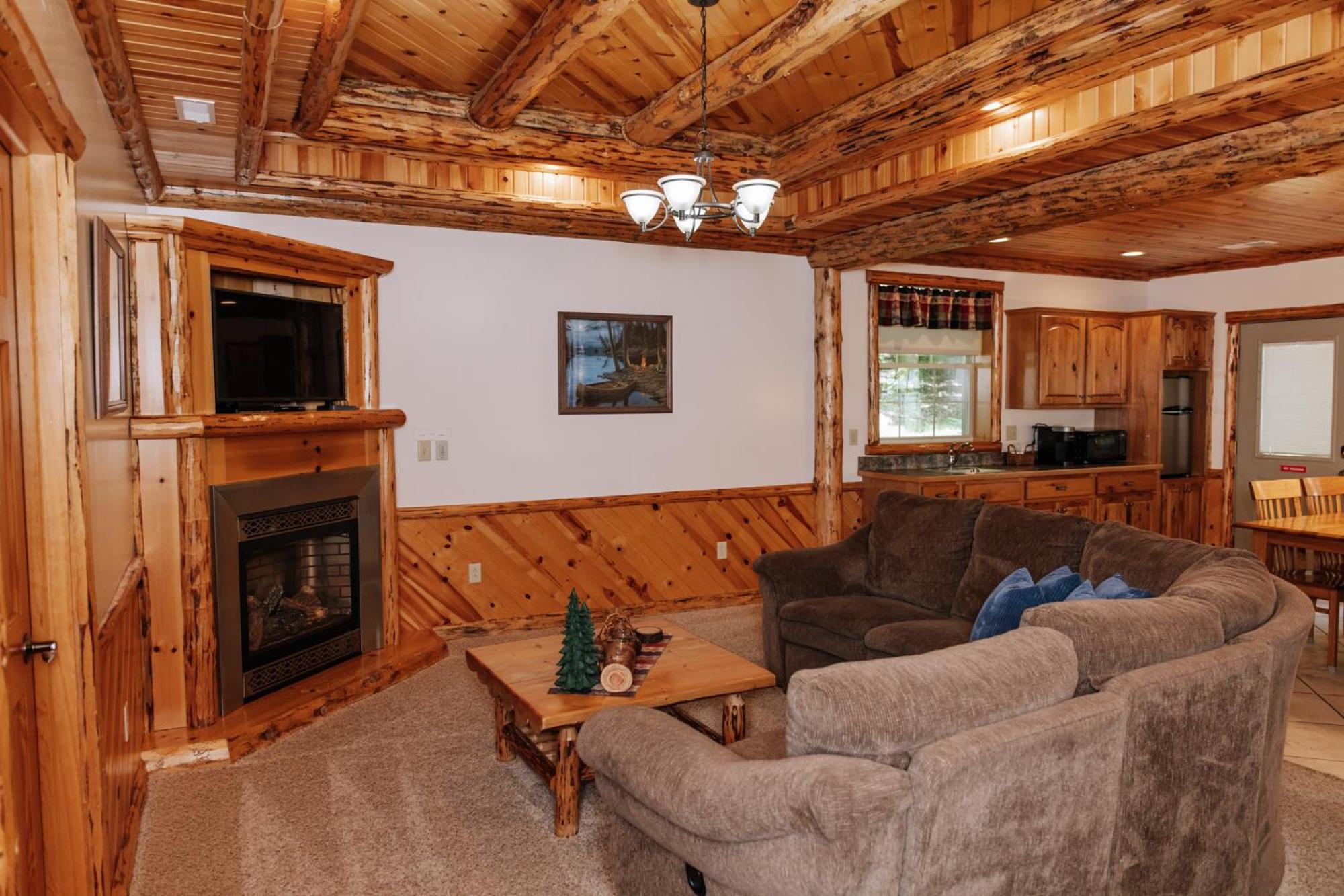 Sojourner'S Lodge & Log Cabin Suites Dundee Экстерьер фото