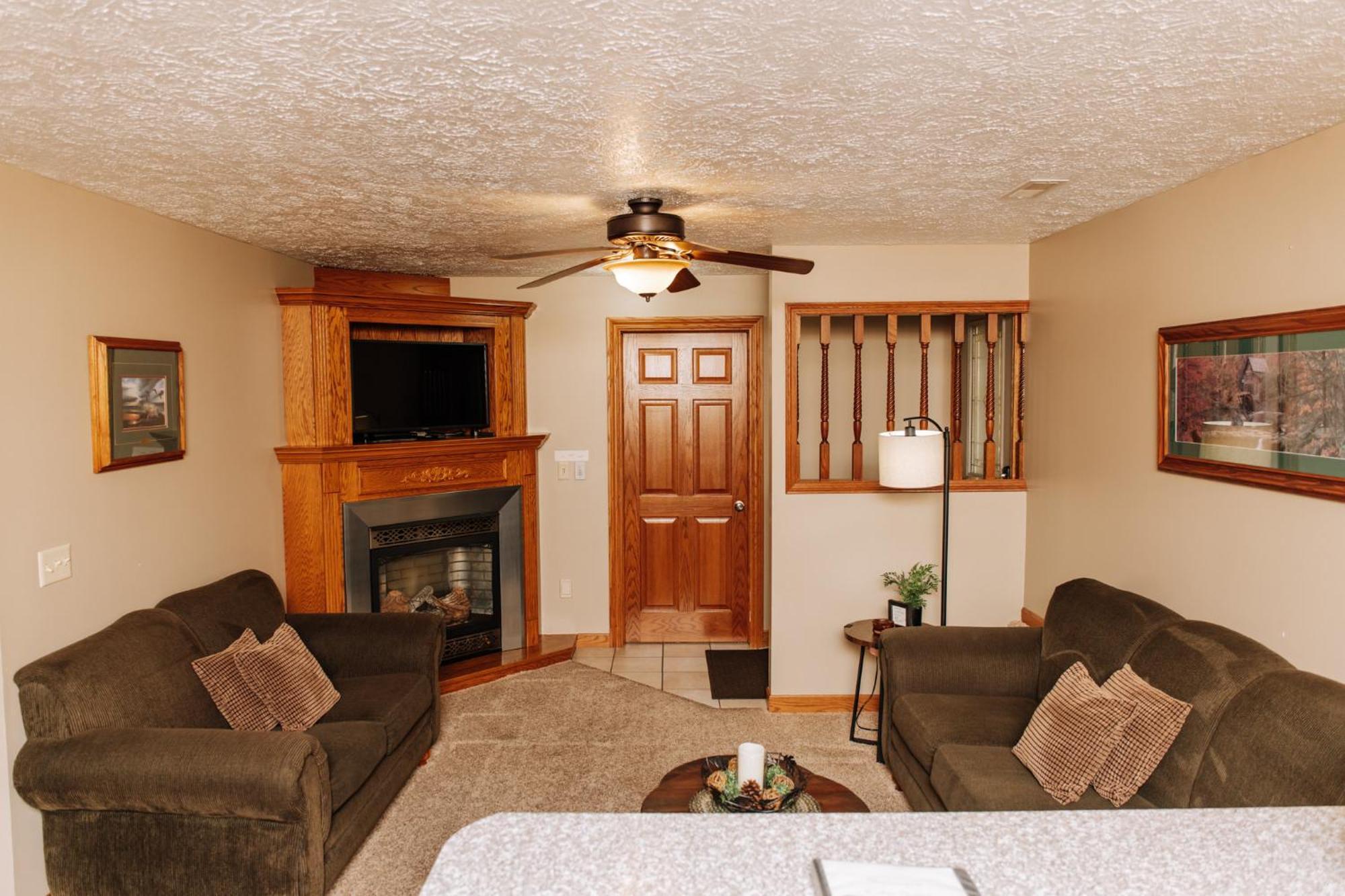 Sojourner'S Lodge & Log Cabin Suites Dundee Экстерьер фото